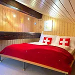 Thun Alps Scenic Views And Concierge By Swisshut Darligen