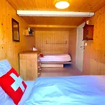 Thun Alps Scenic Views And Concierge By Swisshut Darligen