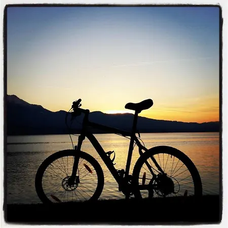 公寓 Thun Alps Scenic Views And Concierge By Swisshut Därligen